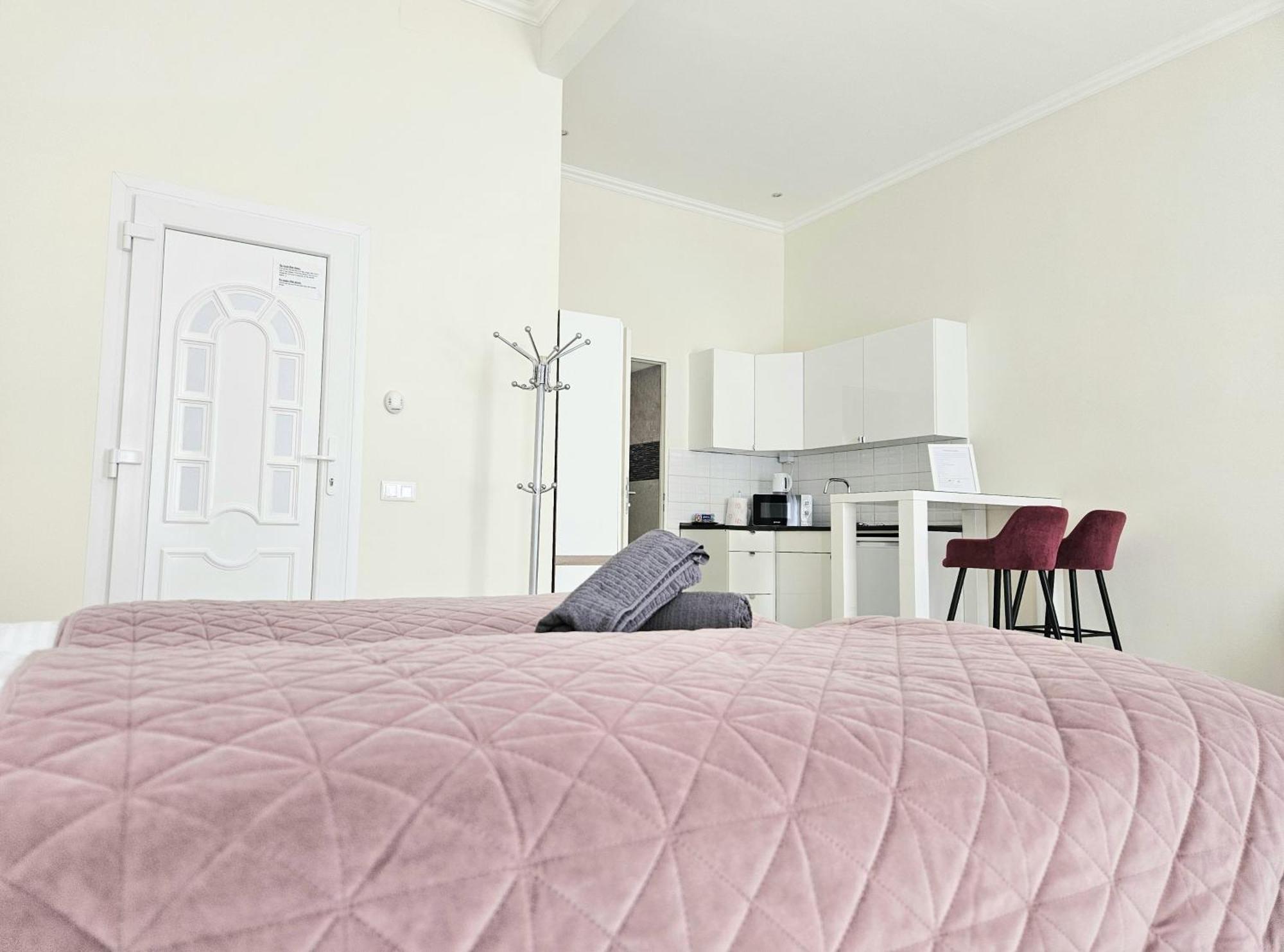 Designer Downtown Gem Lejlighed Budapest Eksteriør billede