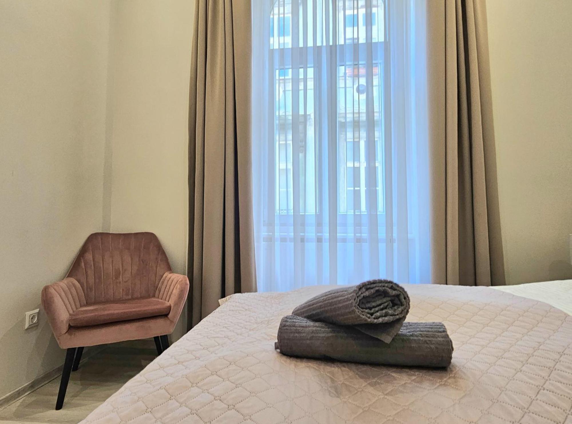 Designer Downtown Gem Lejlighed Budapest Eksteriør billede