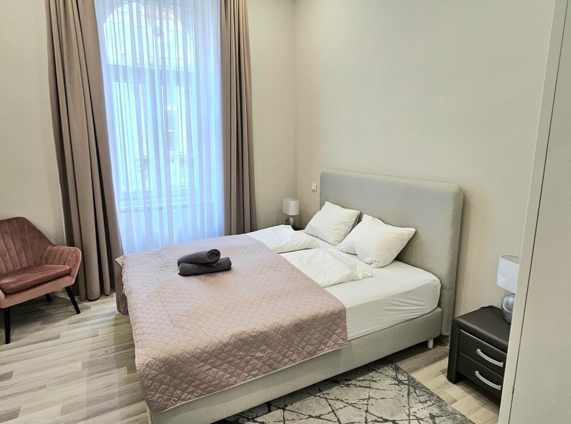 Designer Downtown Gem Lejlighed Budapest Eksteriør billede