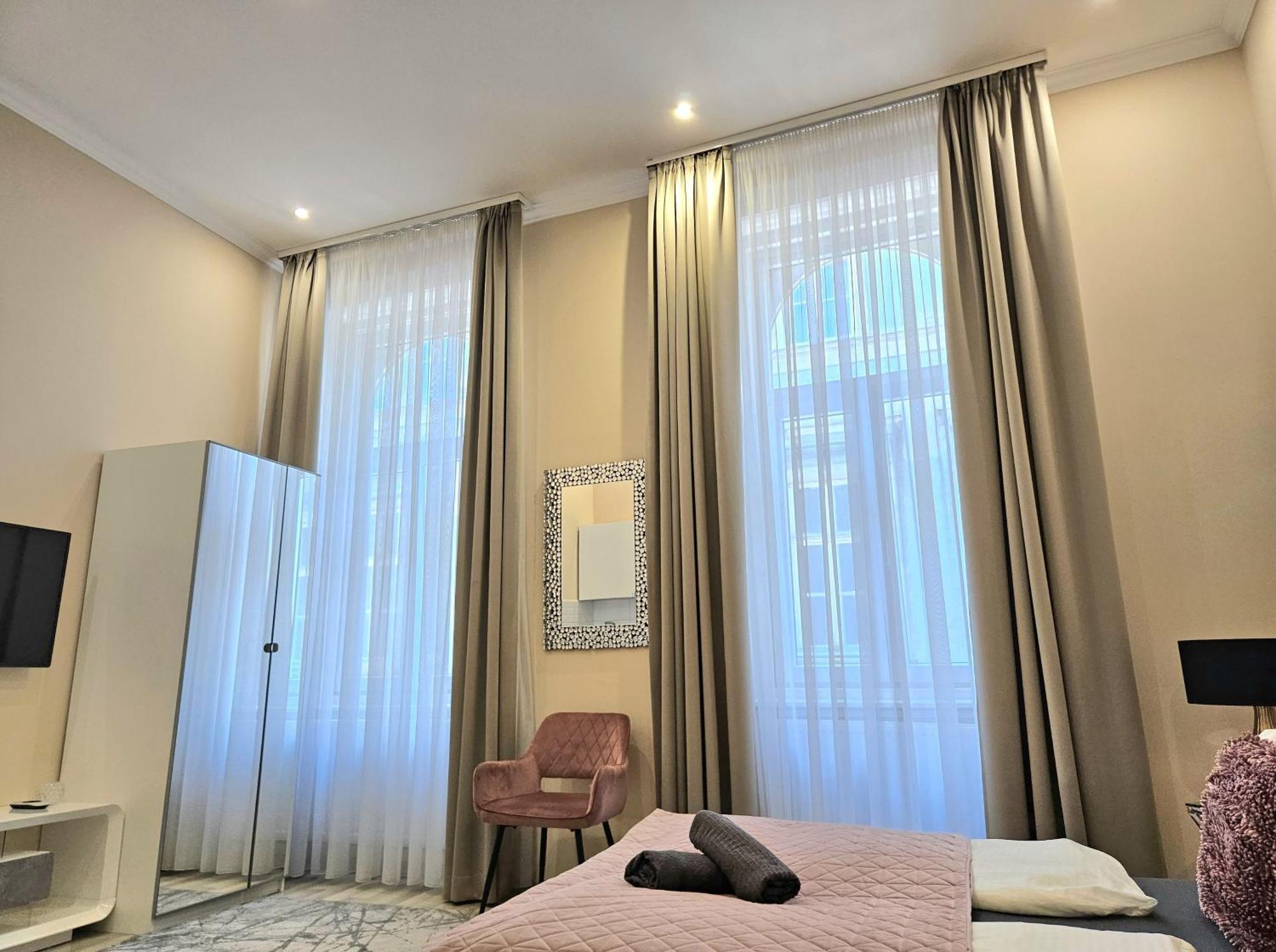Designer Downtown Gem Lejlighed Budapest Eksteriør billede